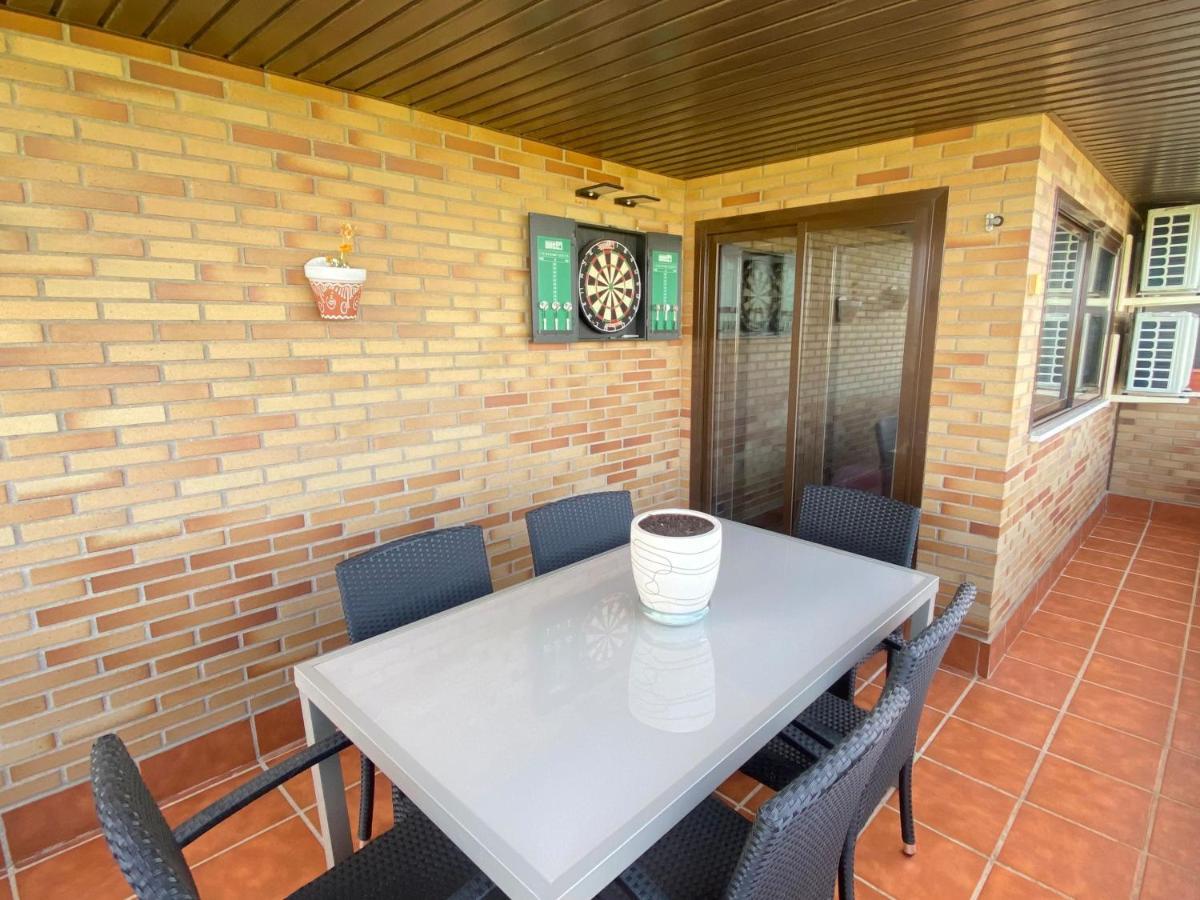 Apartamento Aires De Toledo-parque Warner Y Madrid En Familia