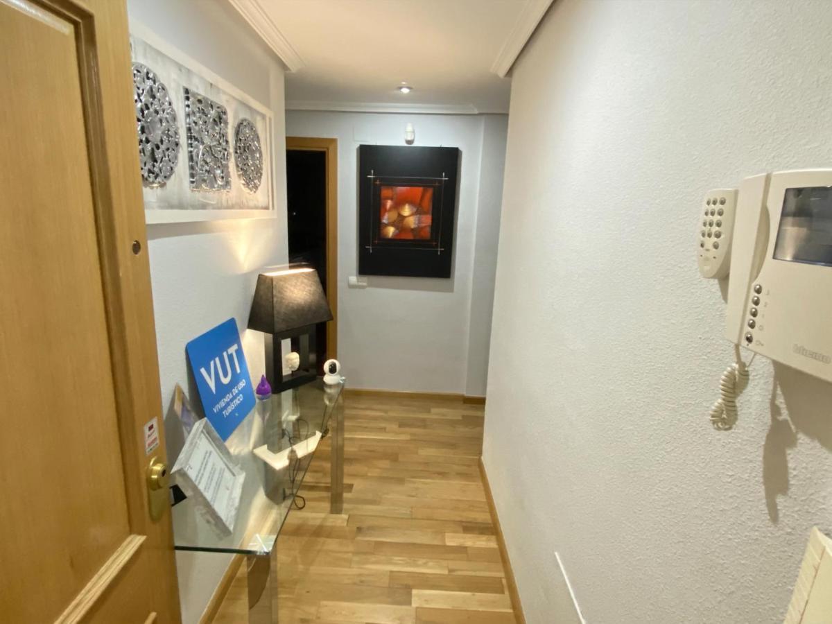 Aires De Toledo-parque Warner Y Madrid En Familia Apartamento